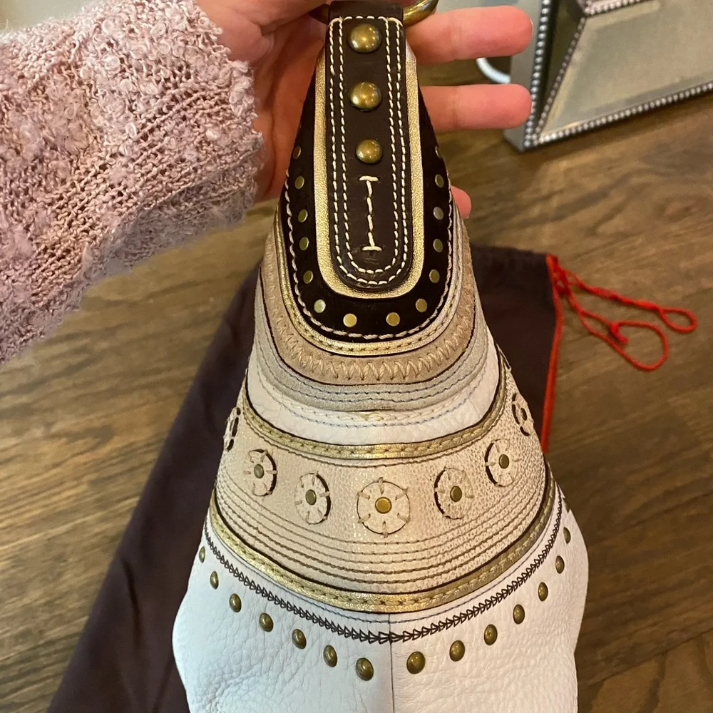 Coach Stitched Studded Leather Bag G063-10478 - Picture 8 of 9